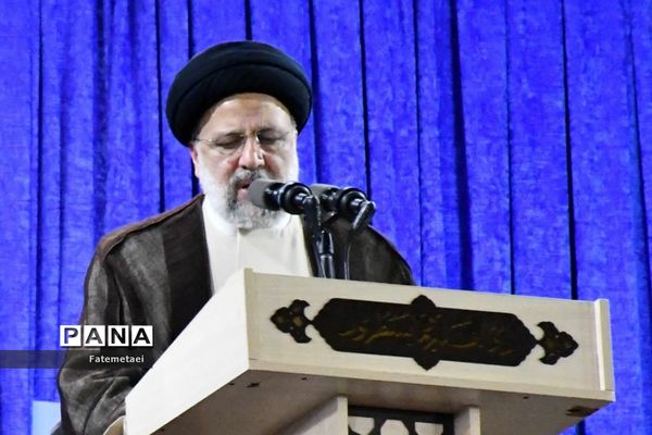 حضور پرشور مردم ولایتمدار استان خوزستان در دیدار با رئیس  جمهور