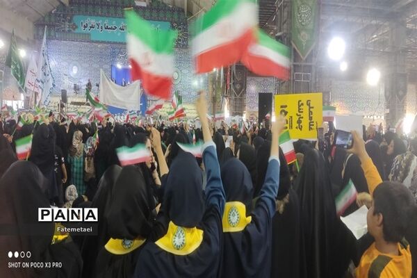 حضور پرشور مردم ولایتمدار استان خوزستان در دیدار با رئیس  جمهور