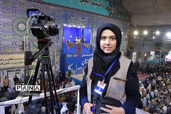 حضور پرشور مردم ولایتمدار استان خوزستان در دیدار با رئیس  جمهور