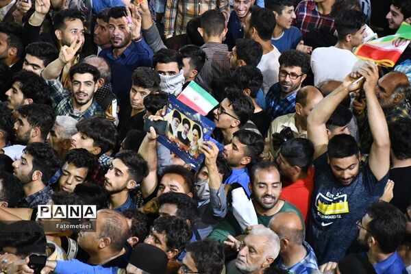 حضور پرشور مردم ولایتمدار استان خوزستان در دیدار با رئیس  جمهور