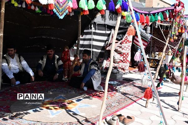 نشست صمیمی انسیه خزعلی معاون رئیس  جمهوری در امور زنان و خانواده با بانوان صنعت نفت خوزستان