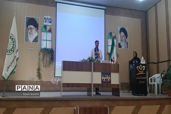 دوره آموزشی ضمن خدمت مربیان پیشتاز شهرستان مانه وسملقان