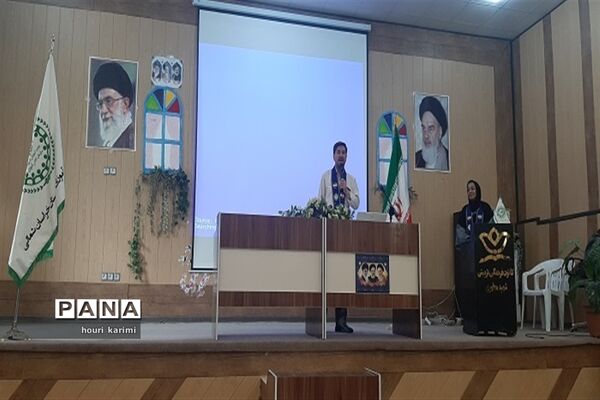 دوره آموزشی ضمن خدمت مربیان پیشتاز شهرستان مانه وسملقان