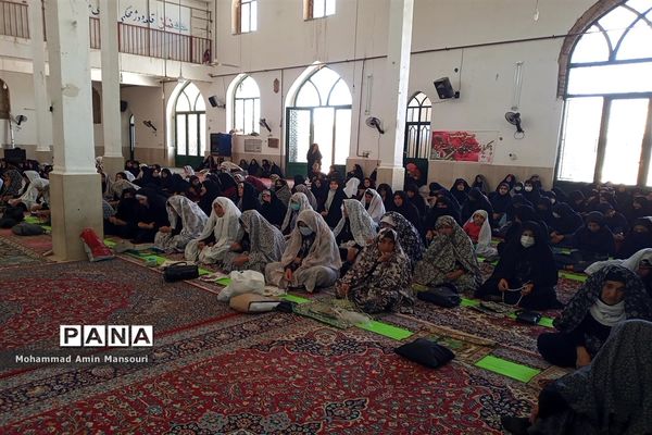 مراسم نمازجمعه در لرستان