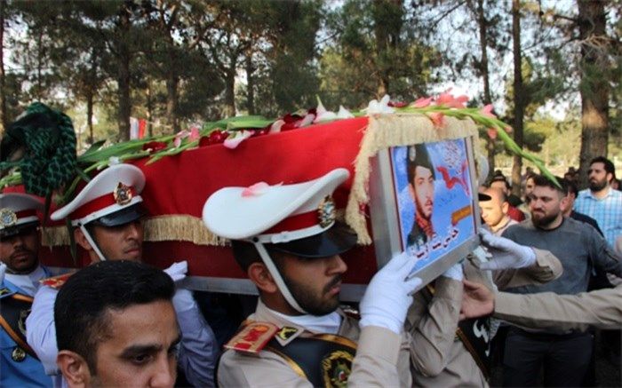 تجلی وحدت ادیان توحیدی درکنار پیکر مطهر شهید مدافع وطن