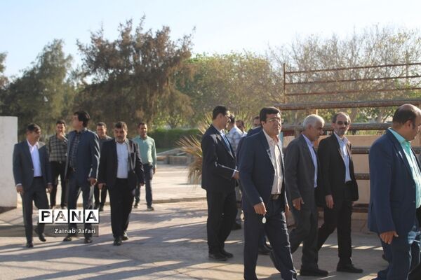 همایش پیاده‌روی و مسابقات ورزشی کارمندان در بوشهر