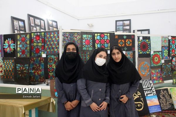 افتتاحیه نمایشگاه استانی درس فرهنگ و هنر در بوشهر
