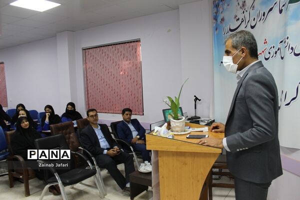 افتتاحیه نمایشگاه استانی درس فرهنگ و هنر در بوشهر
