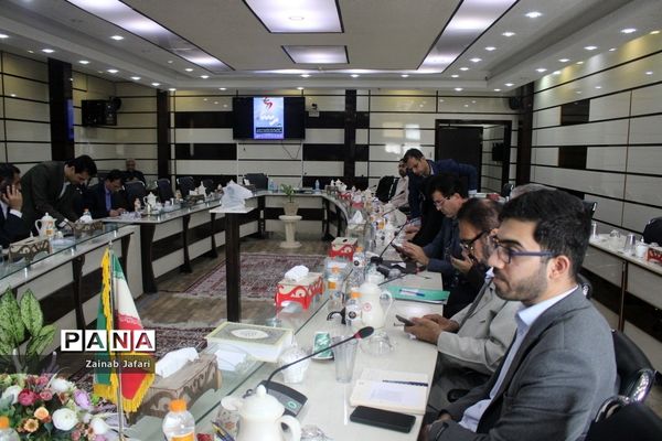 جلسه شورای معاونان اداره‌کل آموزش و پرورش استان بوشهر