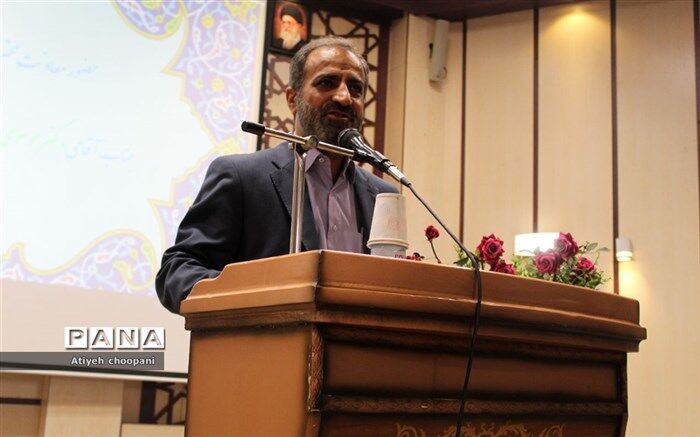 اصلی‌ترین کارکرد مشاوران و  روانشناسان، معنابخشی و هویت‌بخشی به فلسفه حیاتی انسان است