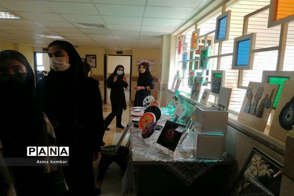 بازدید دانش‌‌‌آموزان مدرسه مریم از هنرستان طوبی ملارد