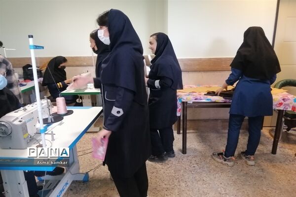 بازدید دانش‌‌‌آموزان مدرسه مریم از هنرستان طوبی ملارد