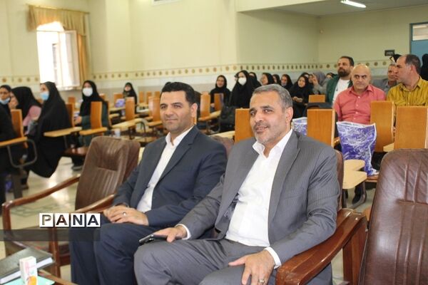 مراسم بزرگداشت روز مشاوردرآموزش و پرورش ناحیه 2 شهرری