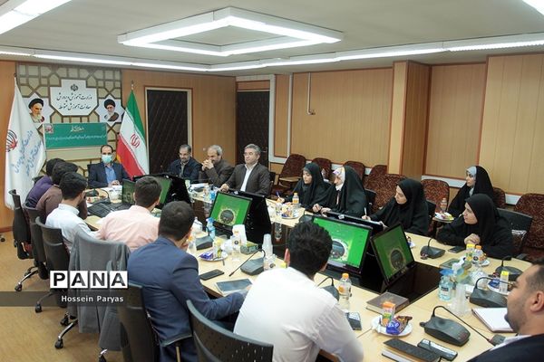 نشست صمیمی معاون آموزش متوسطه با نمایندگان تشکل‌های دانشجویی دانشگاه‌های فرهنگیان و تربیت دبیر شهید رجایی