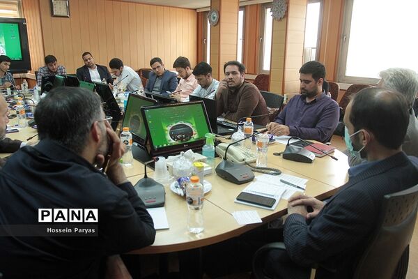 نشست صمیمی معاون آموزش متوسطه با نمایندگان تشکل‌های دانشجویی دانشگاه‌های فرهنگیان و تربیت دبیر شهید رجایی