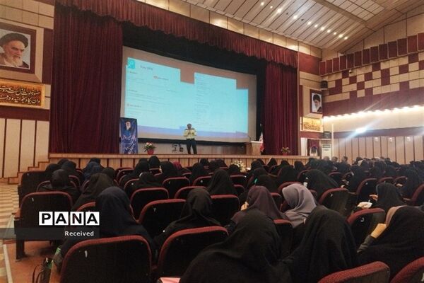 جلسه عفاف و حجاب با حضور مدیران و معاونان پرورشی مدارس دخترانه شیراز