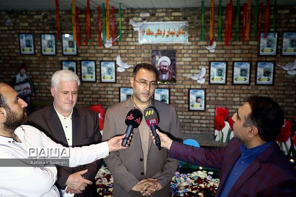 ششمین کنگره معلمان و 110 دانش‌آموز شهید منطقه 16