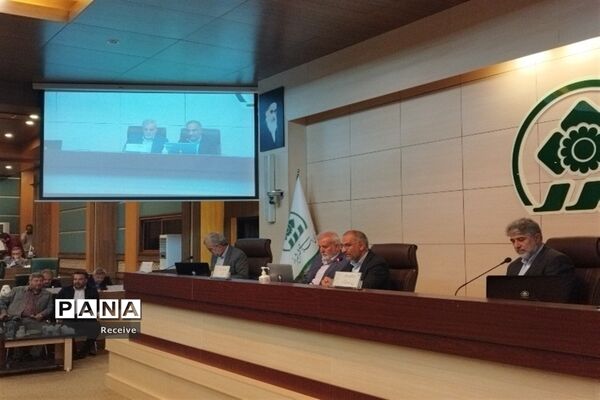 حضور شورای معاونان اداره‌کل آموزش و پرورش استان فارس در صحن علنی شورای شهر شیراز