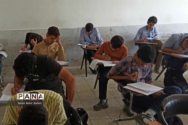 برگزاری مرحله دوم آزمون پایش سمپاد در دبیرستان شهید بهشتی کاشمر