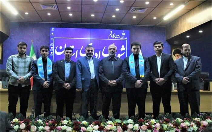 حضور اعضای مجلس دانش‌آموزی قم در نشست شورای اداری استان