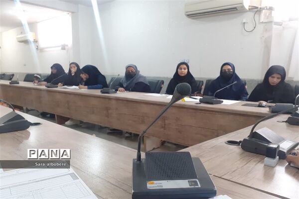 نشست مجلس دانش‌آموزی شهرستان شادگان
