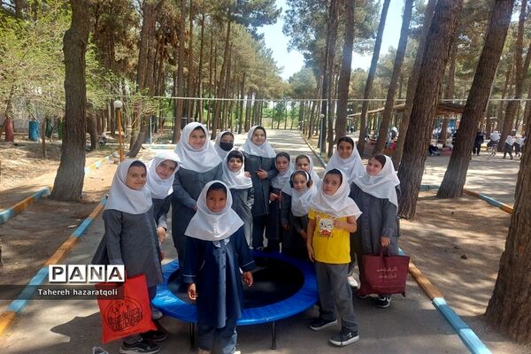 اردوی دانش‌آموزی مدارس ملارد در اردوگاه شهید منتظری شهریار