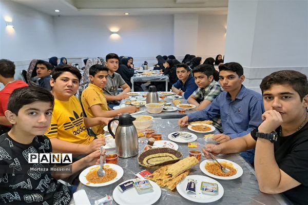 اردوی زیارت مشهد دبیرستان شاهد سید محمد آقا ناحیه یک یزد