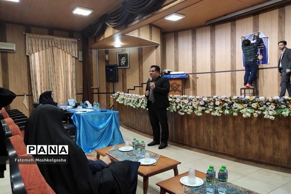 جشنواره سرود دانش‌آموزی آوای اردیبهشت ناحیه 3 شیراز