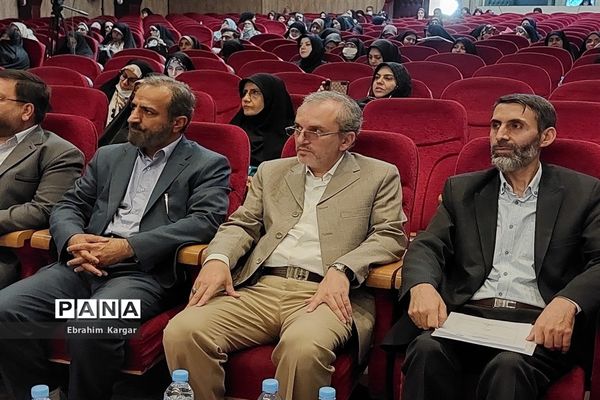 کارگاه آموزشی و توانمندسازی معاونان پرورشی در منطقه 5