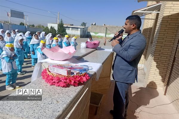 طرح صبحانه سالم در دبستان دخترانه شاهد ابرکوه