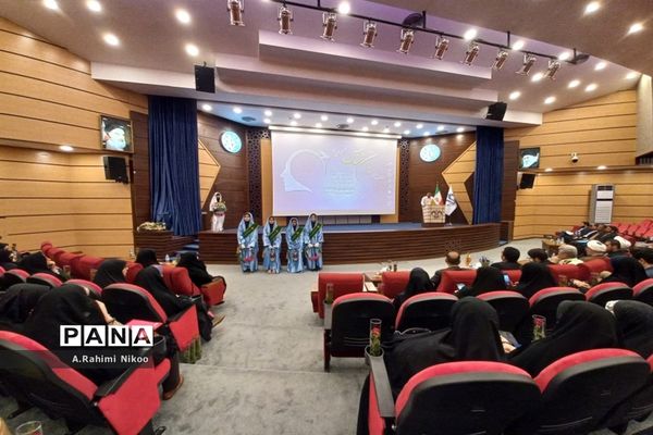 همایش روز «روانشناس» در قم