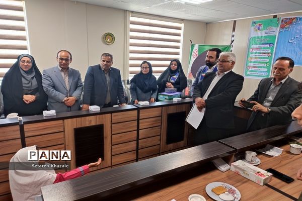 بازدید و تقدیر از برگزیدگان پویش‌های سازمان دانش‌آموزی شهرستان ششتمد
