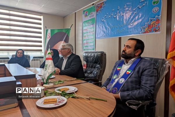بازدید و تقدیر از برگزیدگان پویش‌های سازمان دانش‌آموزی شهرستان ششتمد