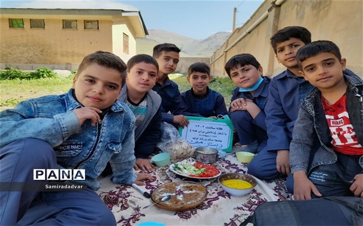صبحانه سلامت در دبستان مبعث