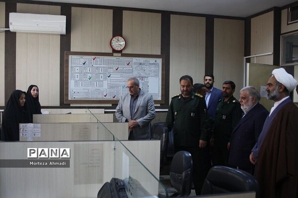بزرگداشت هفته گرامیداشت مقام معلم در اداره آموزش و پرورش ناحیه یک شهرری