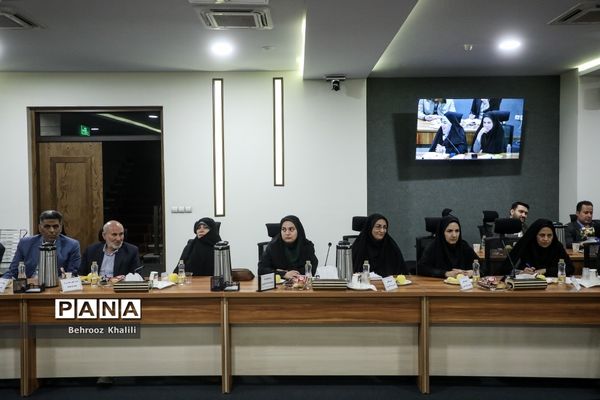 آیین تجلیل از معلمان نمونه کشوری