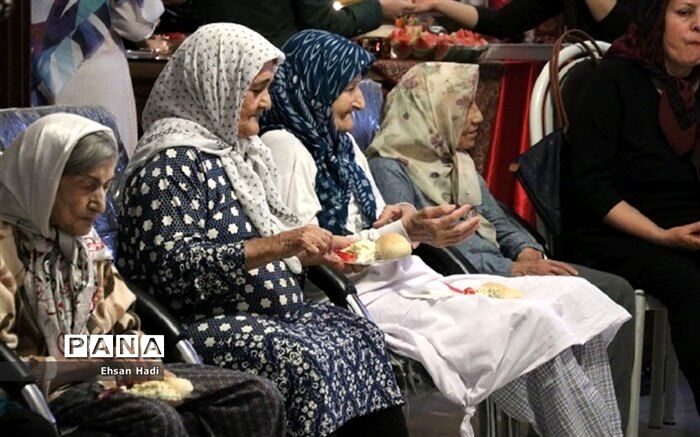 توضیح مدیرکل سلامت شهرداری تهران درباره راه‌اندازی مراکز سالمندان از سوی شهرداری