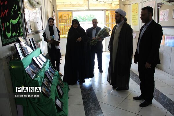 تجلیل از مقام شامخ مجاهدان عرصه تعلیم و تربیت در واحدهای آموزشی اسلامشهر