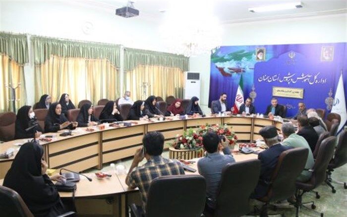 زنگ سپاس معلم در تمام مدارس استان به صدا در می آید