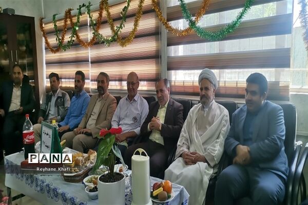 برگزاری جشنواره زیست‌شناسی در دبیرستان کوثر