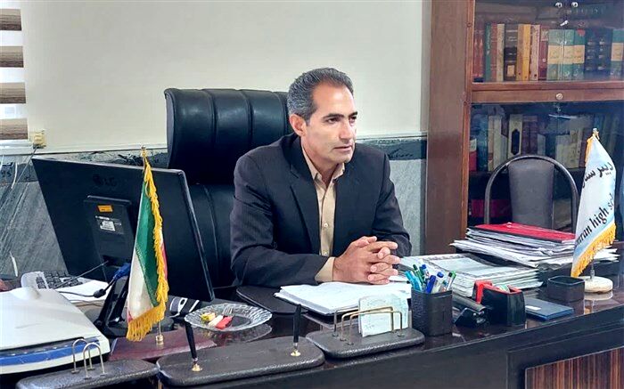 نام و نشان معلمان در دفتر بندگان مخلص خداست
