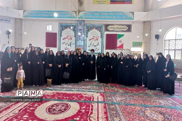 اقامه نماز جمعه در گلوگاه