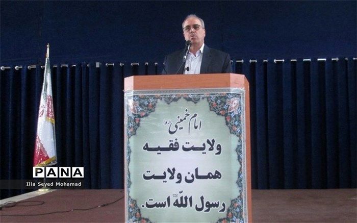 معلمین در شکل‌گیری انقلاب اسلامی نقش بسیار مهمی داشتند