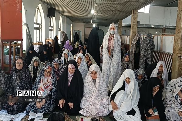 اجتماع بزرگ فرهنگیان شهرستان قائمشهر به مناسبت هفته گرامیداشت مقام معلم در مصلی