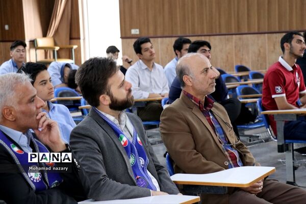سومین نشست یازدهمین دوره مجلس دانش‌آموزی ناحیه ۵مشهدمقدس