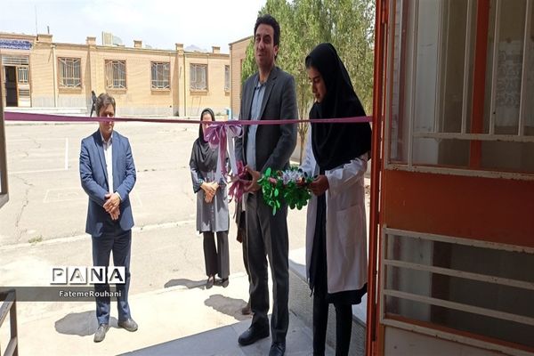 افتتاحیه نمایشگاه آثار و تولیدات هنرجویان هنرستان شهید شهیدی  در خلیل آباد