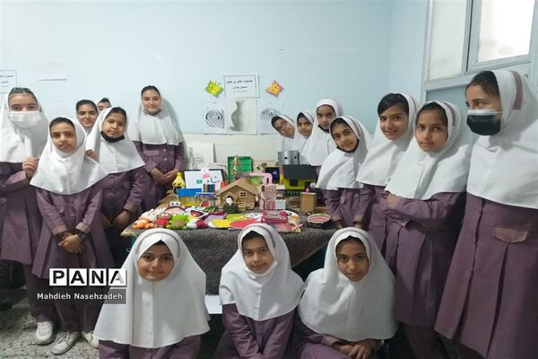 اختتامیه جشنواره جابربن حیان دبستان حاج یدالله پسران ناحیه یک یزد