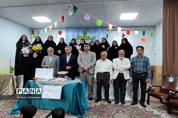 برگزاری مراسم سپاس معلم  در دبستان پسرانه آذر یزدی ناحیه یک