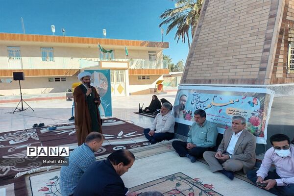 مراسم زیارت عاشورا به مناسبت هفته معلم در کنار مزار مطهر شهدای گمنام بهبهان