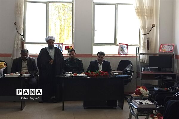 بزرگداشت مقام معلم در دبیرستان برکت خاتم